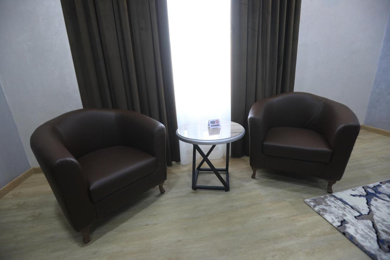 Chlnor Hotel Андижан Екстериор снимка