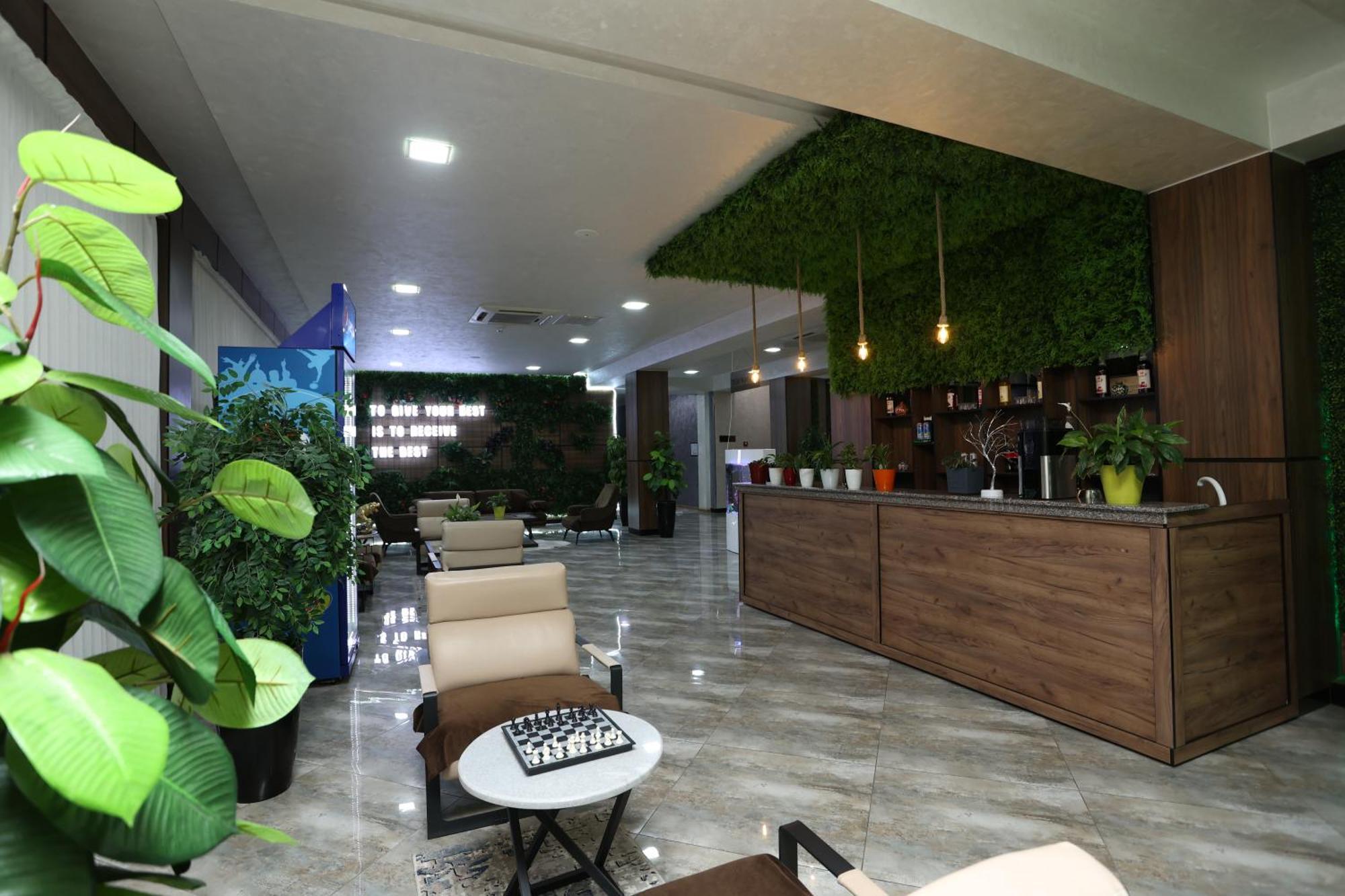 Chlnor Hotel Андижан Екстериор снимка